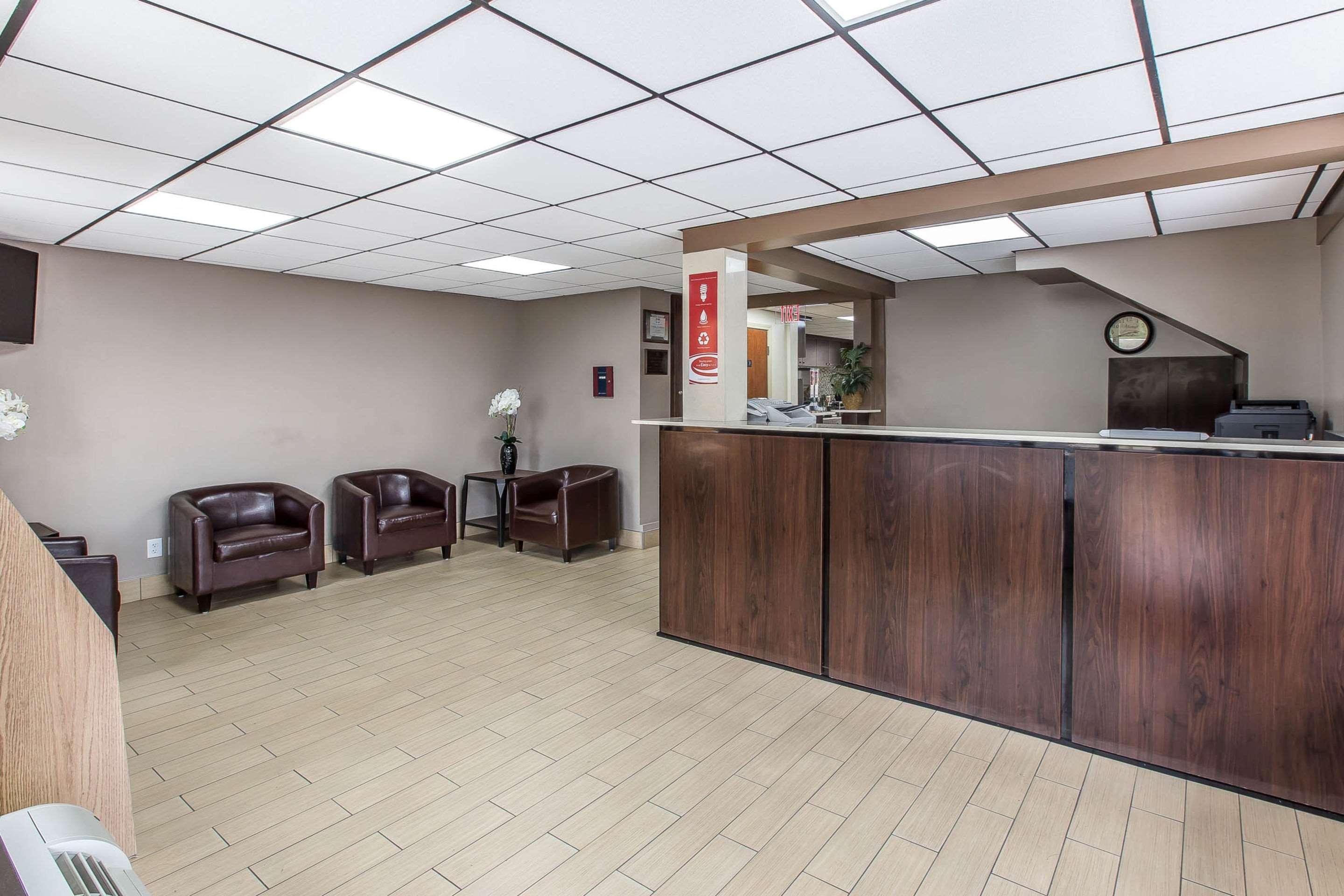 Econo Lodge Midtown Savannah Zewnętrze zdjęcie